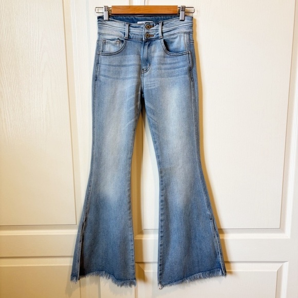 Kancan High Rise Flare Jeans Stretch Light
Wash High Waisted Side Slit Size 25 - Picture 1 of 13
